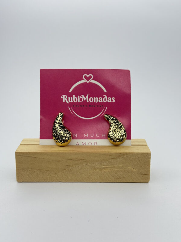 Pendientes Tana